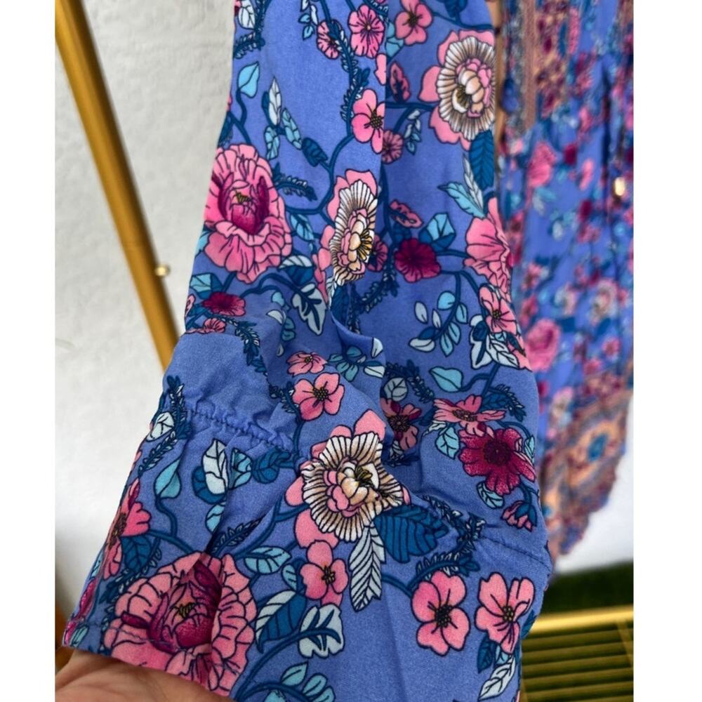 Beautiful Blue and Pink Colors Summer Lightweight Dress - Size Small - Picture 5 of 7